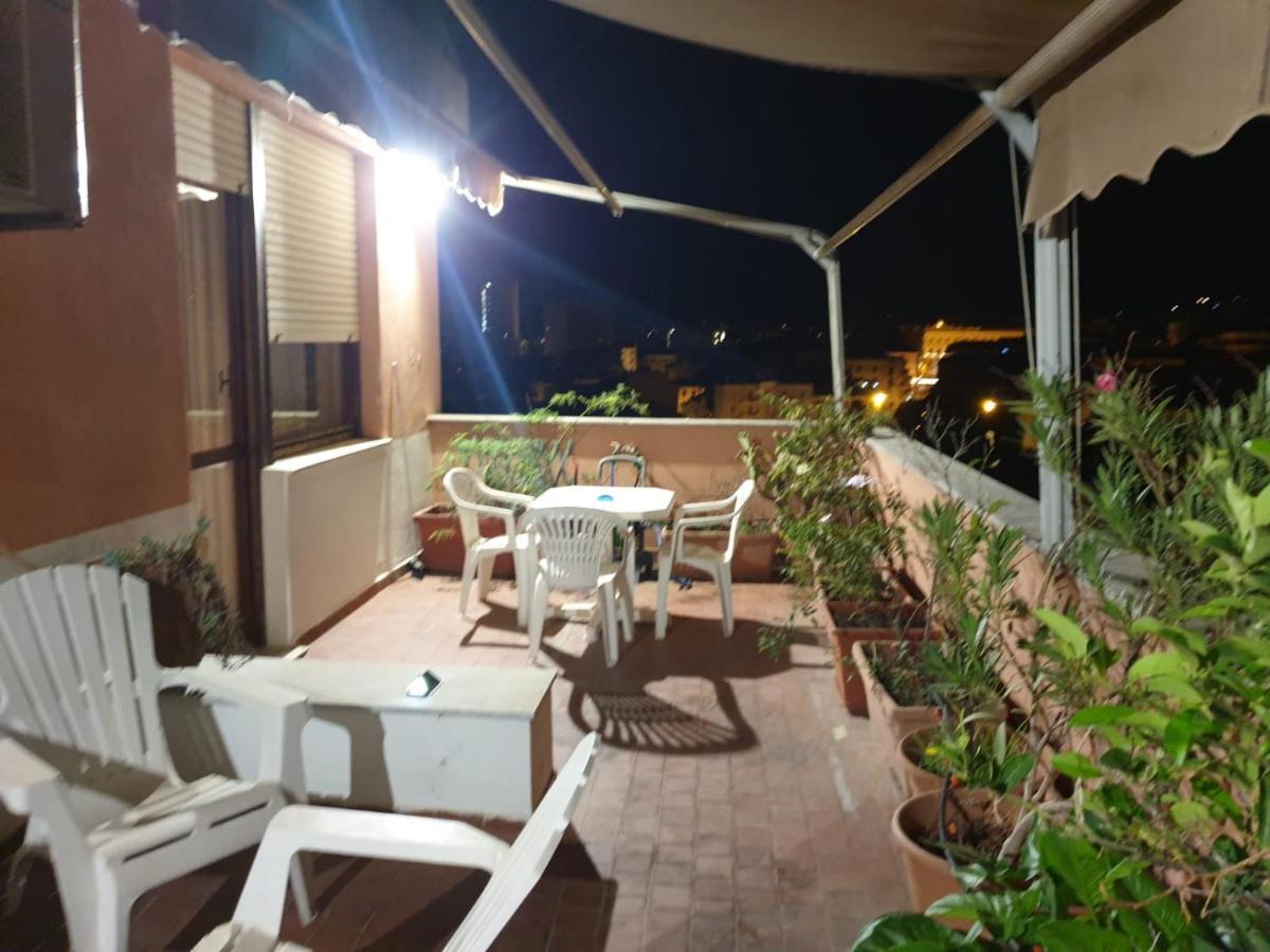 فندق La Terrazza Di Anna ساساري المظهر الخارجي الصورة